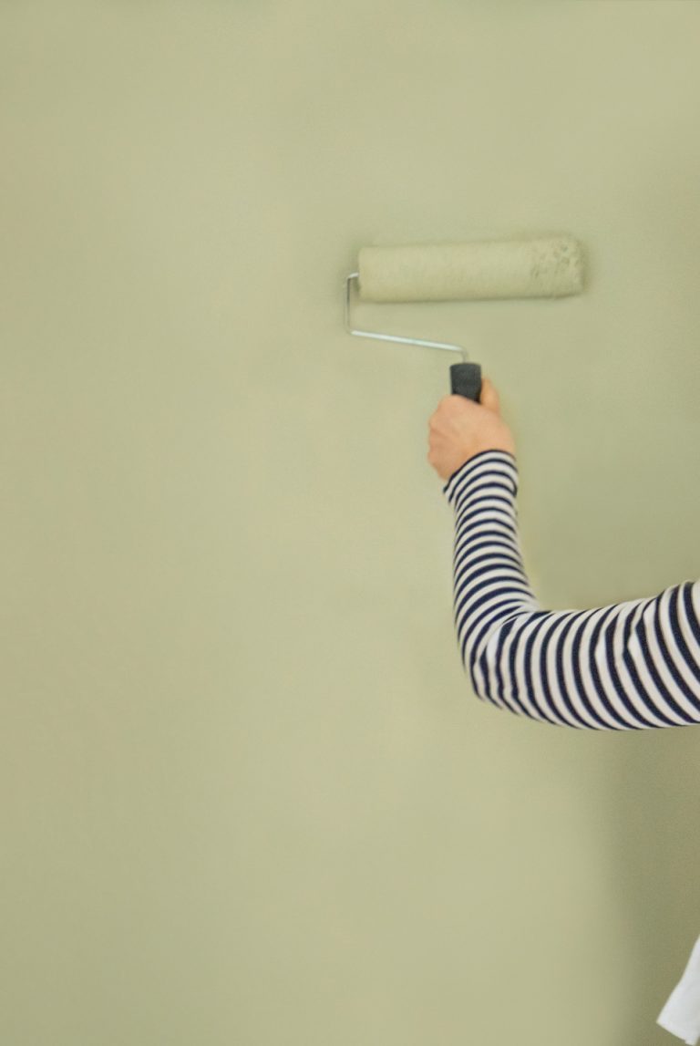 Do you paint the ceiling or walls first? Fenwick & Tilbrook